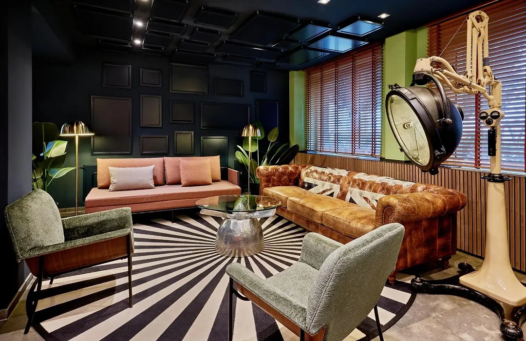 the Deutz, a Tribute Portfolio Hotel-1